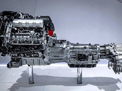 逆流而上!當多數車企聚焦新能源,長城CES展憑V8發動機突圍