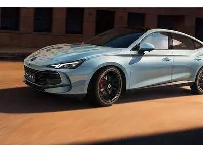 2026款MG7煥新登場!溜背無框門吸睛,智駕升級動力足