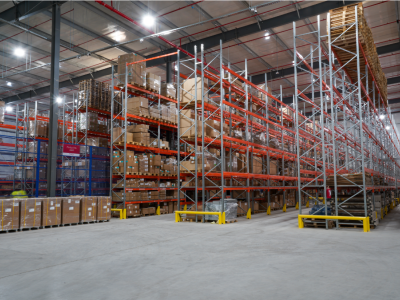 京東物流攜手榮耀深耕中東：海外倉布局提速，一體化服務(wù)助力榮耀出海