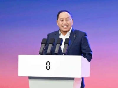 問界百萬跨越:張興海以真誠用戶心與跨界模式,書寫汽車產業(yè)新篇章