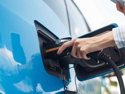 smart充電合作調整：與多家運營商到期不續 攜手吉利浩瀚能源布局新生態