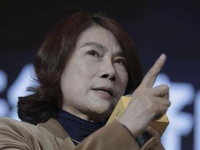 從職場到婚姻,董明珠以獨立堅韌詮釋:婚姻是平等互助的雙向奔赴