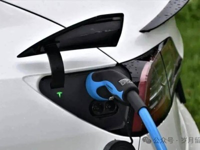 新能源車(chē)電池耐用性大揭秘:6年18萬(wàn)公里老車(chē)主親述真實(shí)體驗(yàn)