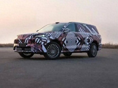 長城歸元平臺旗艦SUV亮相，超5.3米車身配后輪轉向，45萬起售挑戰高端市場