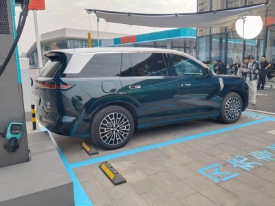 比亞迪唐9系無偽裝實車亮相,“大唐”或至,百公里加速4.9秒引期待