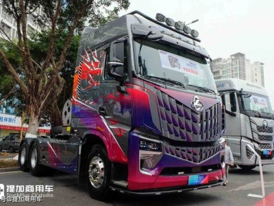 龍韻與科技交融!乘龍HK改裝卡車亮相玉柴年會(huì),彰顯中國卡車獨(dú)特魅力