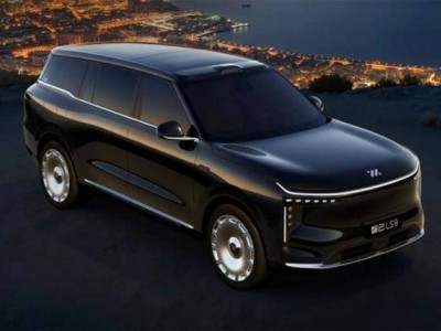 智己LS9 Hyper登場：三電機(jī)四驅(qū)加持，探照燈地暖打造豪華新體驗(yàn)