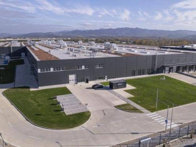 保時捷自建智能電池廠:以核心技術(shù),鑄就純電動Cayenne卓越性能