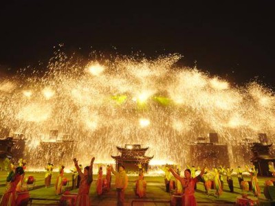 數字浪潮下“星農人”點亮鄉村路，“星鄉村”借力新媒體煥發新光彩