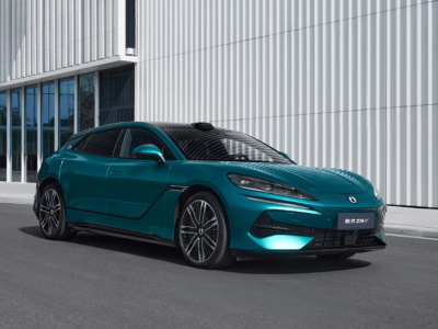 新款騰勢Z9GT設計亮點搶先看 峽灣綠車色登場 智能硬件再升級