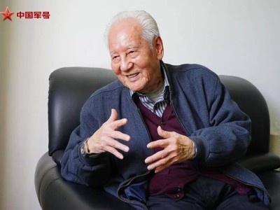 深潛無聲鑄重器 旭華報國寫忠誠——致敬中國核潛艇事業的“無名英雄”黃旭華