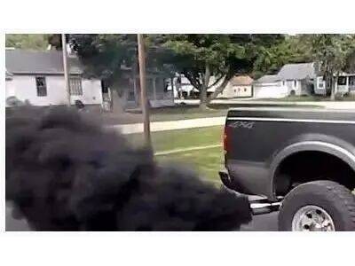 時速120、4000轉高速跑2小時“燒積碳”？真相是錯覺還是真有效？