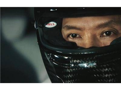 雷軍駕駛小米SU7秀漂移神技 畫面張力十足：安全第一切勿盲目跟風