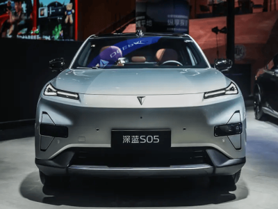 電動旗艦分野：深藍L06聚焦智能革新，極氪9X執著性能純粹