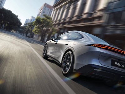 深藍L06與日產N7對比：自主崛起與合資電動轉型的體驗分野