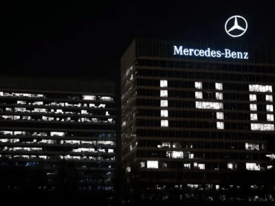 奔馳2025財(cái)年穩(wěn)健前行顯韌性，2026產(chǎn)品攻勢開啟豪華新征程