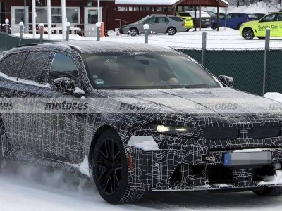 寶馬M5旅行版中期改款諜照曝光 4.4T V8插混加持 2027年春將登場