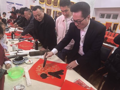 新春筆墨情韻長 劉士來書法亮相“藝術(shù)名家賀新春” 共賀佳節(jié)添華光