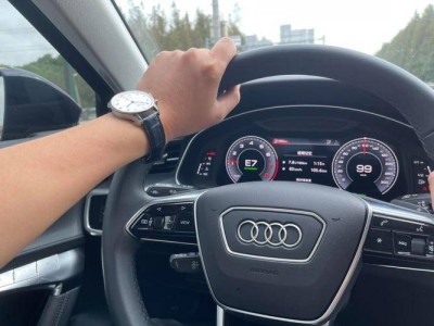 硬派越野SUV全解析:從經典傳奇到未來科技,帶你征服每一寸未知土地