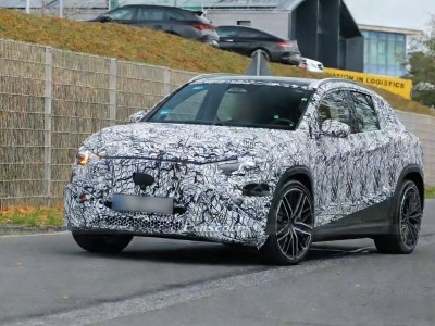 全新奔馳GLA來襲：純電混動雙選擇，800V架構續航快充雙突破