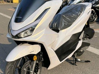 本田PCX160：配置雖“保守”，卻是不少通勤族的“務實摯愛”