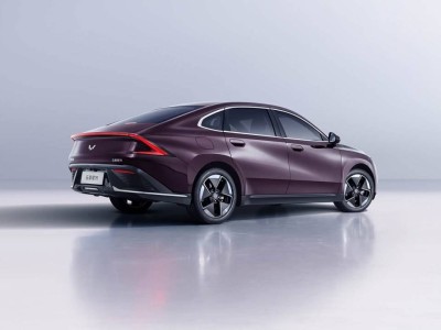 比亞迪吉利齊發(fā)力!10萬(wàn)級(jí)插混增程“大變樣” 省錢(qián)又實(shí)用