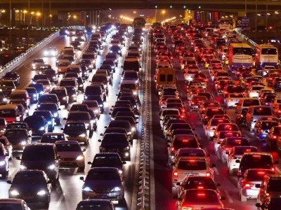 春節(jié)自駕萬里路:新能源車主告別充電焦慮,暢行春運(yùn)高峰