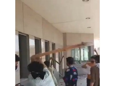 美國駐巴基斯坦卡拉奇領事館遭襲