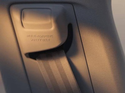 沃爾沃推出多重自適應安全帶：智能調節預緊力，降低碰撞傷害風險