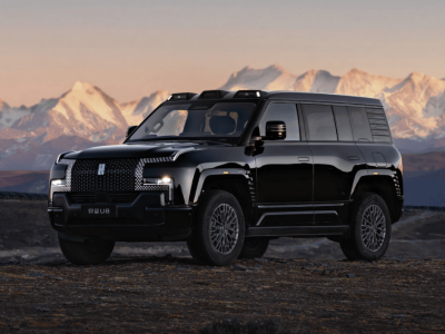 5分鐘閃充+第二代刀片電池！2026款仰望U8內飾煥新，重新定義百萬級硬派SUV