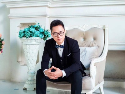 實體生意困局：傳統模式失效，線上引流線下承接成破局之道