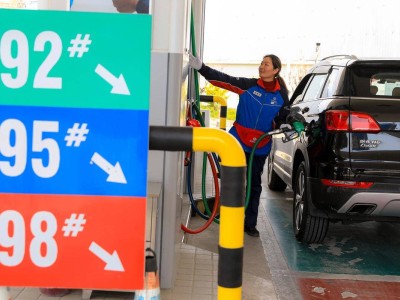 油價持續攀升，普通家庭用車成本激增，何時會集體轉向新能源車？