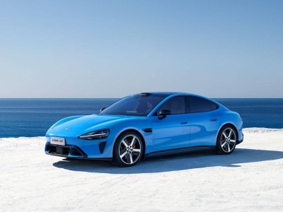 新小米SU7上市起售21.99萬！設(shè)計微調(diào)配置升級，智能座艙多屏聯(lián)動成亮點