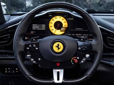 法拉利CEO直言觸控按鍵成本低，法拉利回歸實體按鍵引領內飾設計新方向