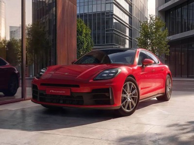 保時捷Panamera盡享版登場!99.8萬起售,配置優化專為中國市場定制