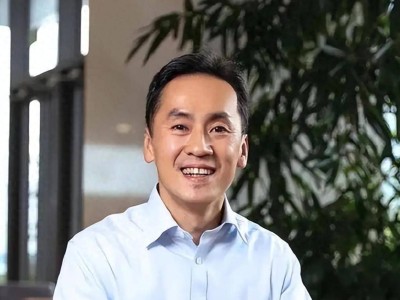 小米2025年創(chuàng)新業(yè)務(wù)收入破千億 汽車交付大增 明年進(jìn)軍歐洲市場計劃不變