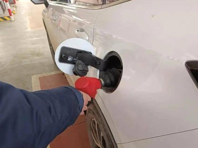 油價(jià)攀升助力新能源車崛起：中國插混車海外熱銷，市場前景廣闊