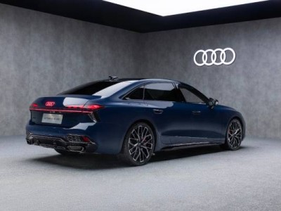 全新奧迪A6L煥新登場(chǎng)，以智能燈光與5屏聯(lián)動(dòng)重塑豪華出行新體驗(yàn)