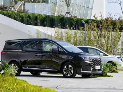 江淮瑞風RF8悅享系列上市，空間舒適動力強，開啟MPV新體驗