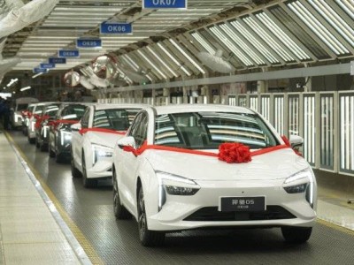 江鈴羿馳05雙子星下線：技術(shù)賦能市場熱捧 開啟綠色出行新篇章