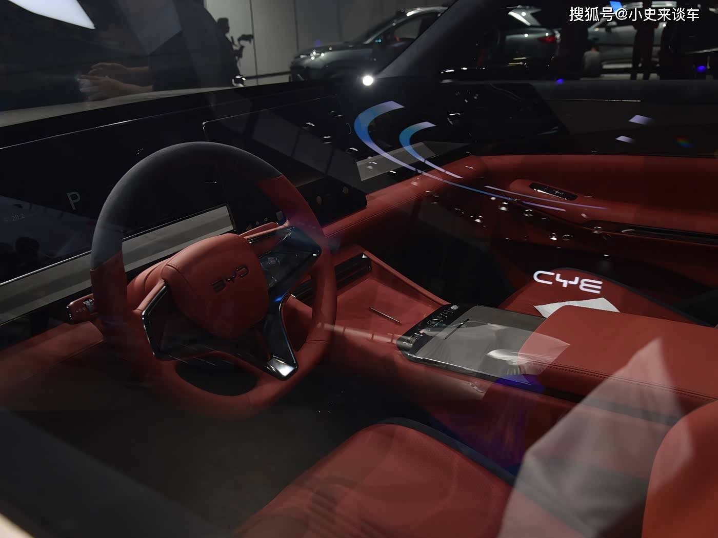 比亞迪唐9系內飾圖