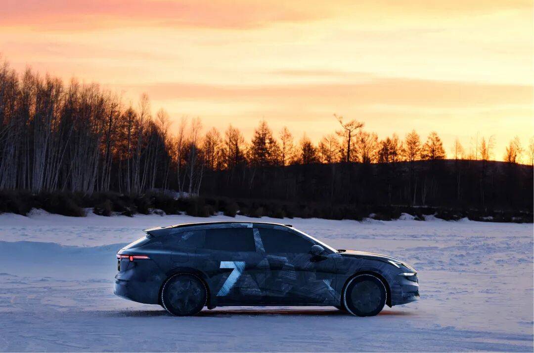 領(lǐng)克07GT設(shè)計圖